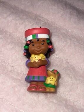 HALLMARK KEEPSAKE ORNAMENT ~
TAMIKA~ PENDA KIDS ~ 1996